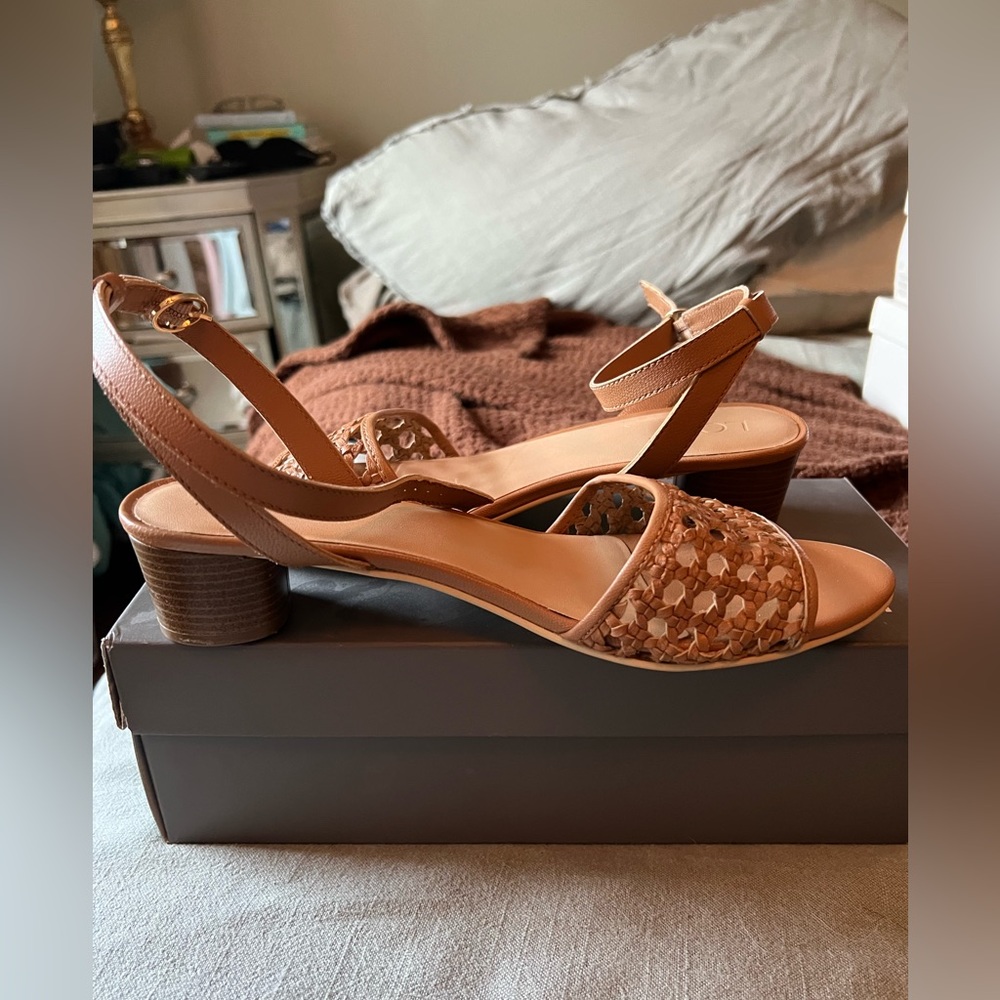 Loft brown leather sandals